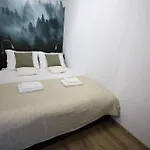 Lux *
